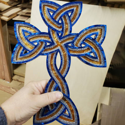 C124-Celtic cross