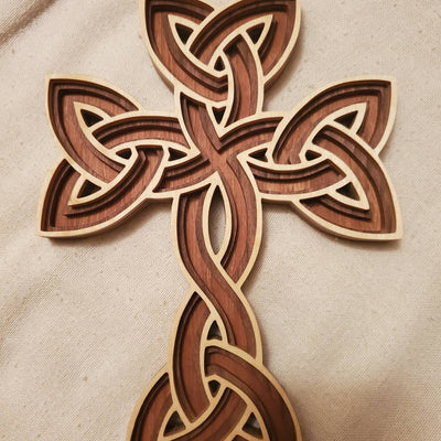 C124-Celtic cross