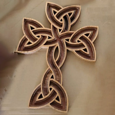 C124-Celtic cross