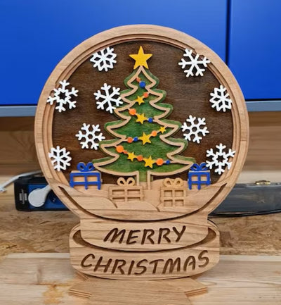 C135-Christmas snowball