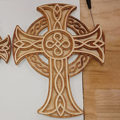 C161-Celtic cross