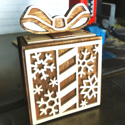 C268-Christmas Box