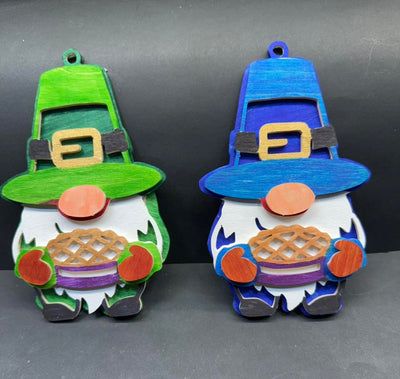 C282-Holiday gnome set