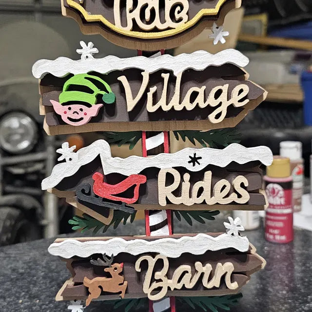 C293-North Pole sign christmas  scroll saw project - Alex Fox pattern