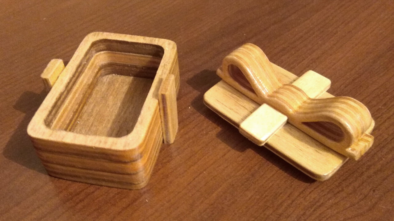 C002-Gift Box Scroll Saw Pattern - Alex Fox Patterns
