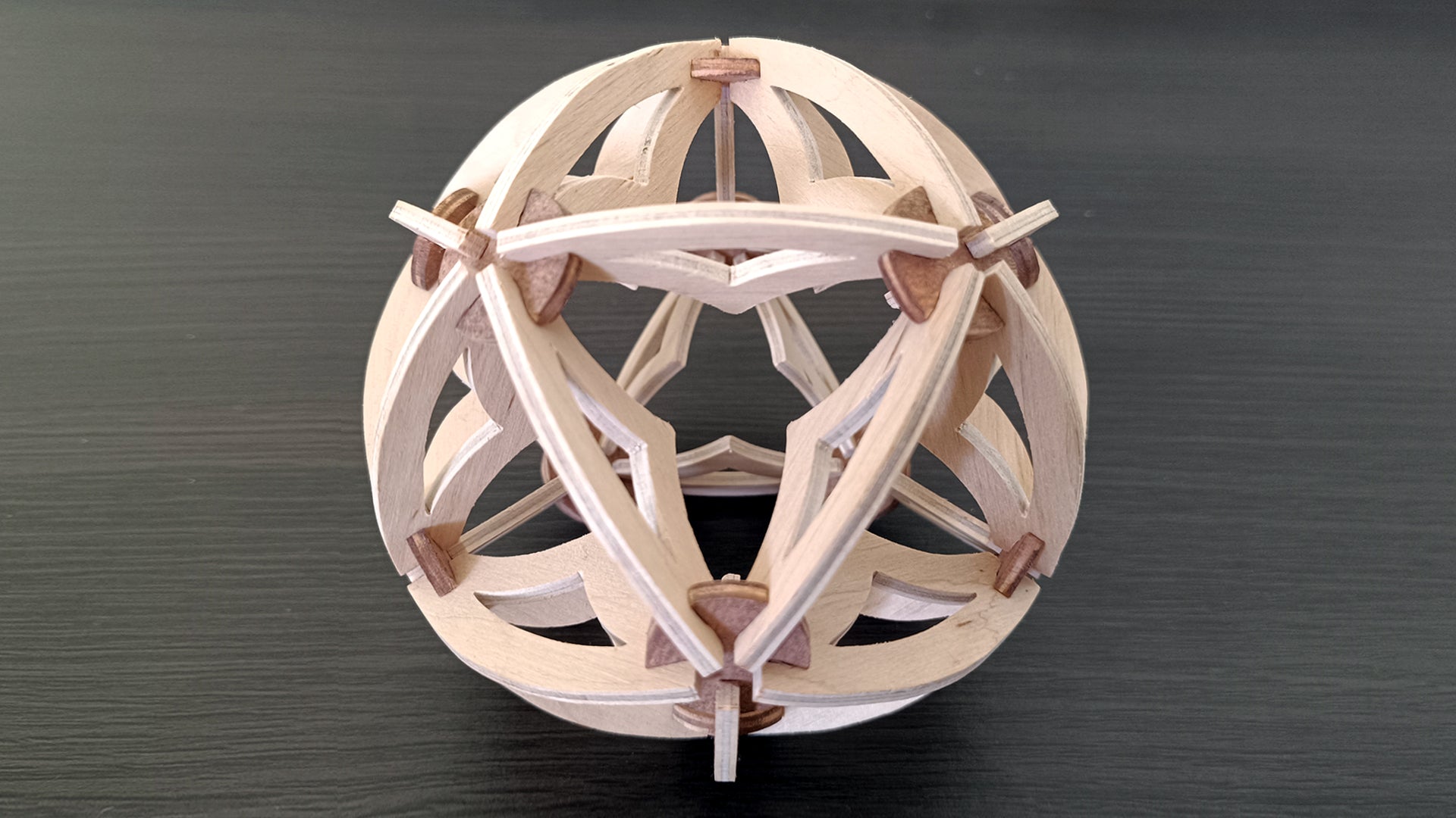 C005-Sphere Geometric Scroll Saw Pattern - Alex Fox Patterns