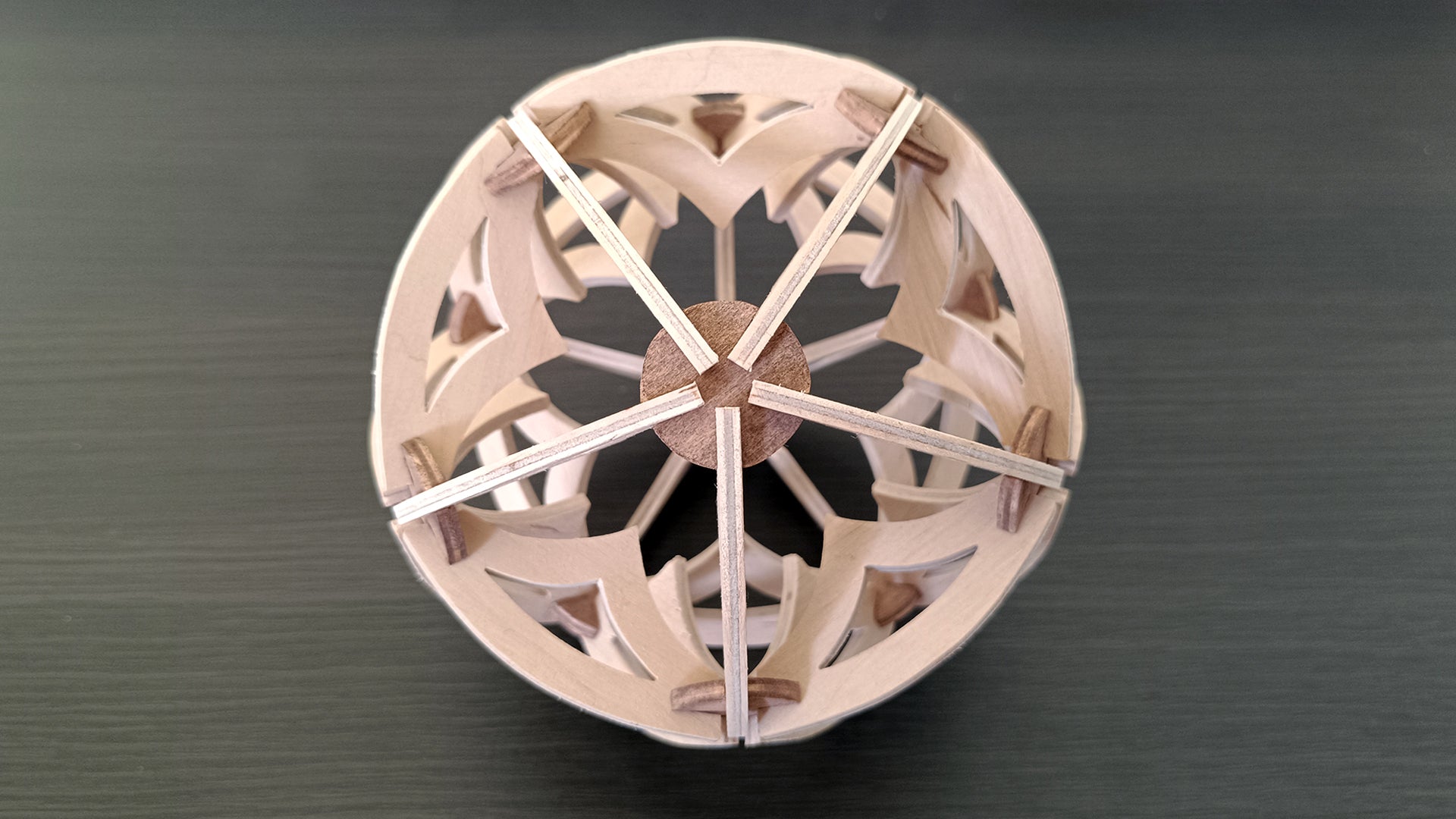 C005-Sphere Scroll Saw Pattern - Alex Fox Patterns