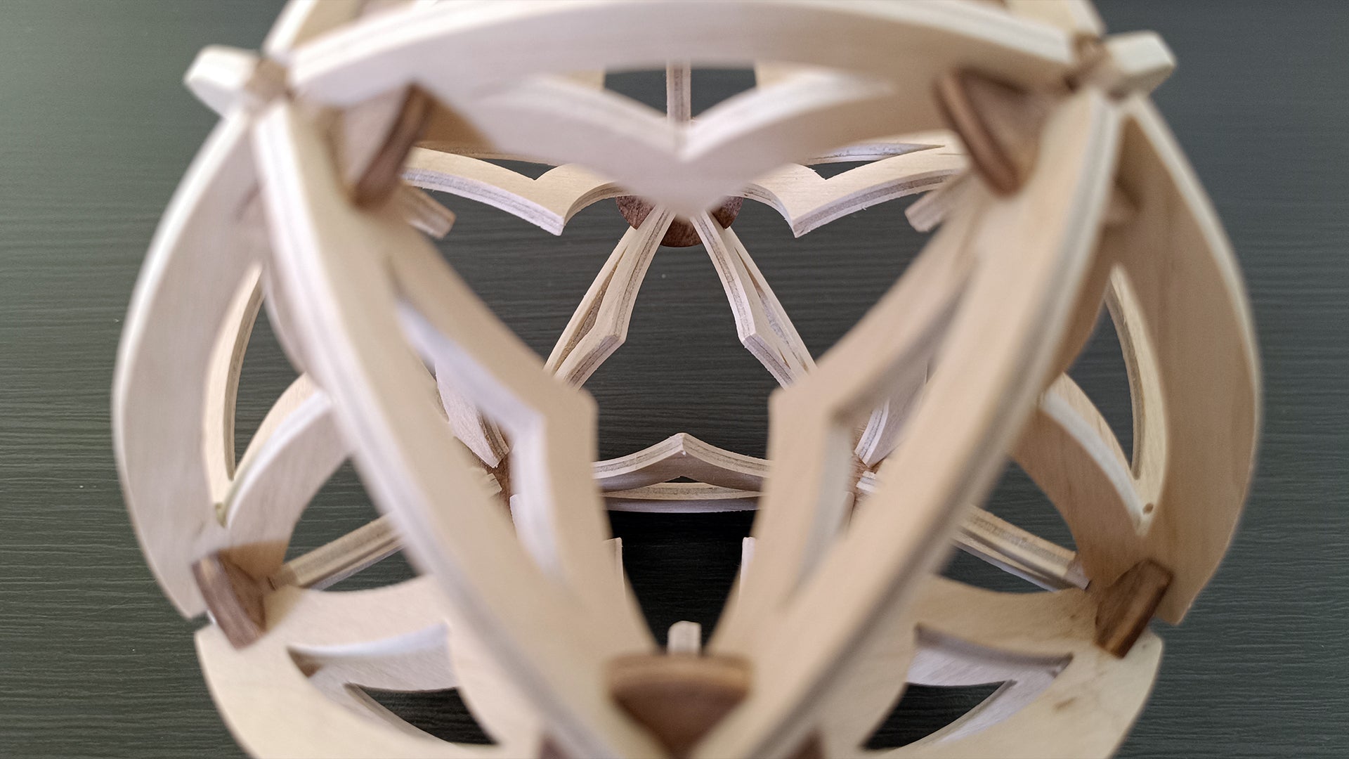 C005-Sphere Scroll Saw Pattern - Alex Fox Patterns