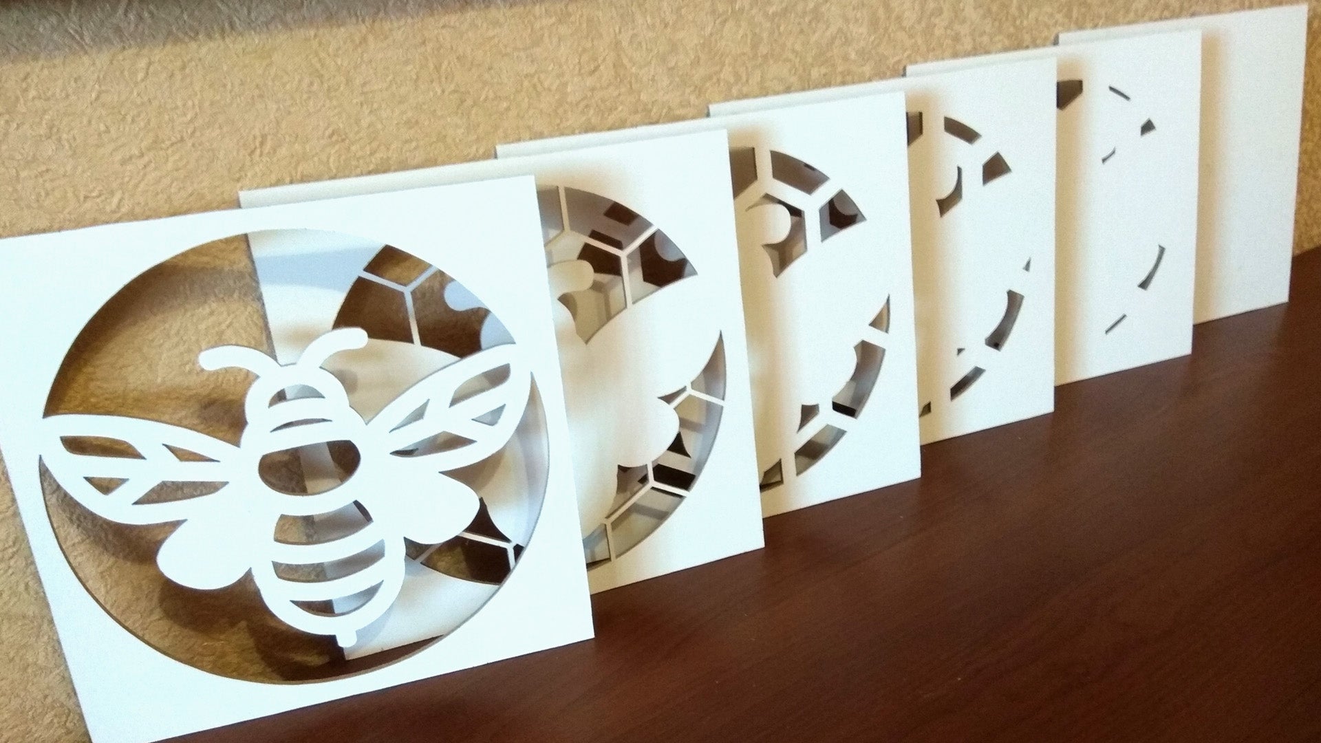 C020-Bee Layered Scroll Saw Pattern - Alex Fox Patterns