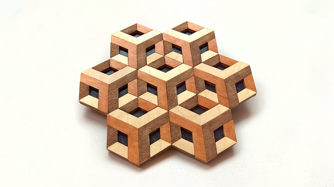C055-Trivet Optical Illusion Scroll Saw Pattern - Alex Fox Patterns