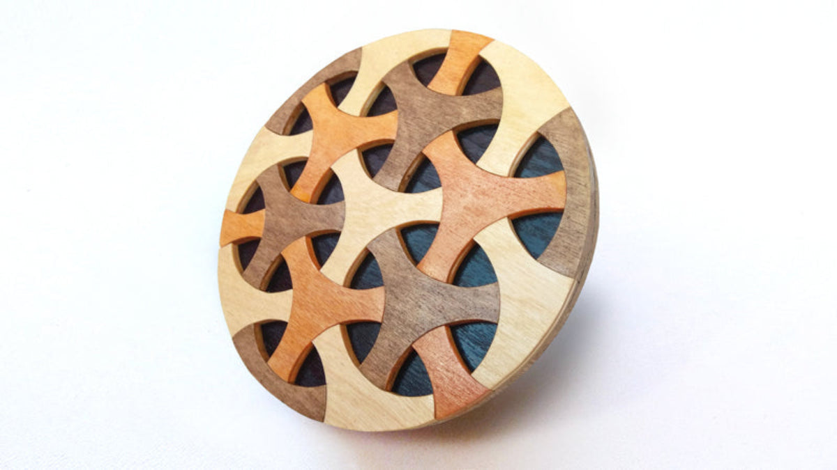 C067-Trivet Optical IllusionScroll Saw Pattern - Alex Fox Patterns