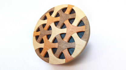 C067-Trivet Optical IllusionScroll Saw Pattern - Alex Fox Patterns