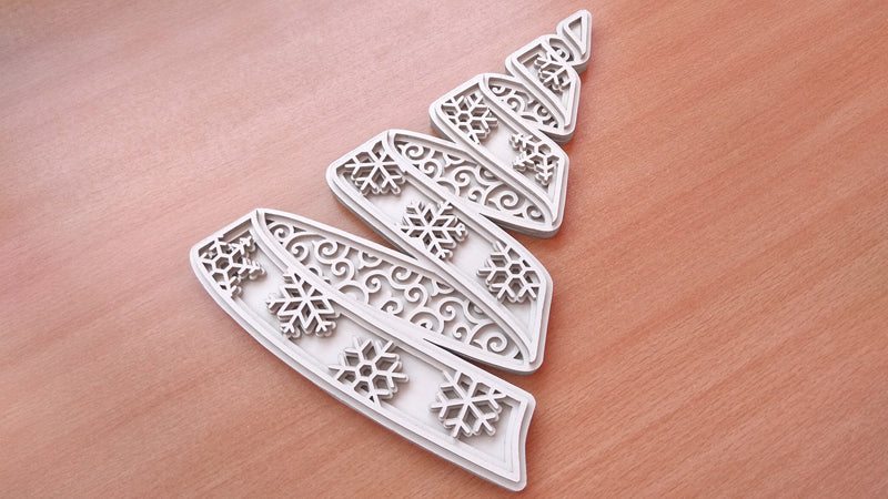 C086-Christmas Tree Layered Scroll Saw Pattern - Alex Fox Patterns