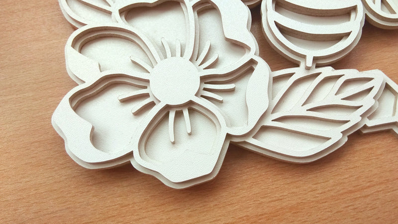 C118-Bee Layered Scroll Saw Pattern - Alex Fox Patterns