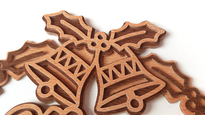 C141-Christmas Wreath Layered Scroll Saw Pattern - Alex Fox Patterns