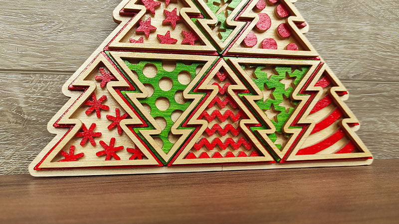 C204-Christmas Tree Puzzle Layered Scroll Saw Pattern - Alex Fox Patterns