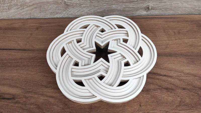 C205-Celtic Knot Layered Scroll Saw Pattern - Alex Fox Patterns