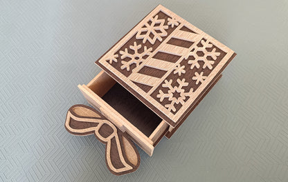 C268-Christmas Box Scroll Saw Pattern - Alex Fox Patterns