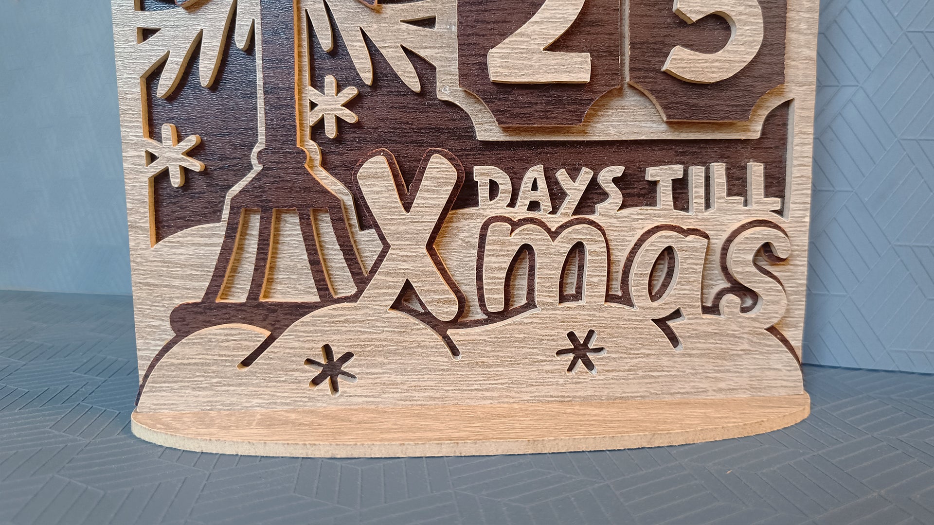C269-Christmas Calendar Layered Scroll Saw Pattern - Alex Fox Patterns
