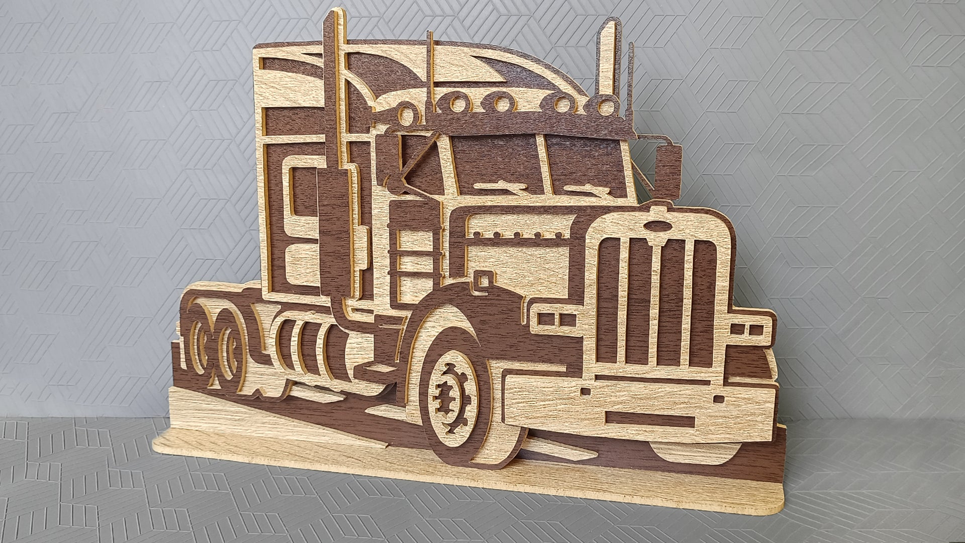 C281-Truck Layered Scroll Saw Pattern - Alex Fox Patterns